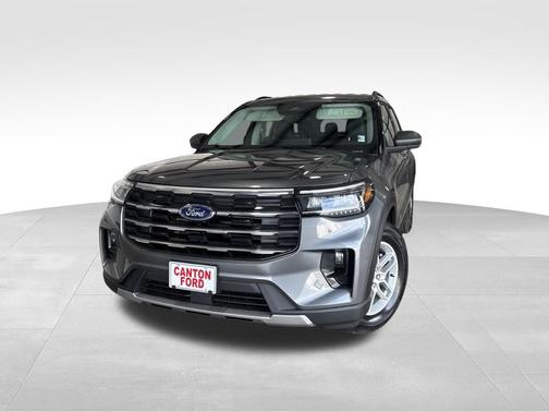 Carbonized Gray Metallic 2026 Ford Explorer Active w/200A Pkg