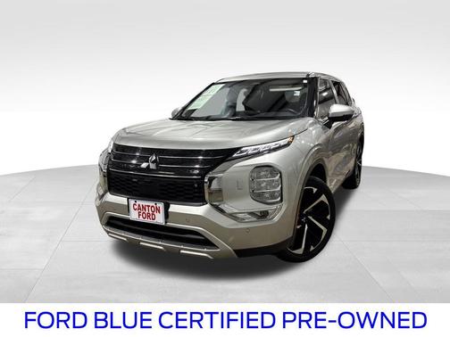 2024 Mitsubishi Outlander SE Black Edition w/Pano Roof S-AWC