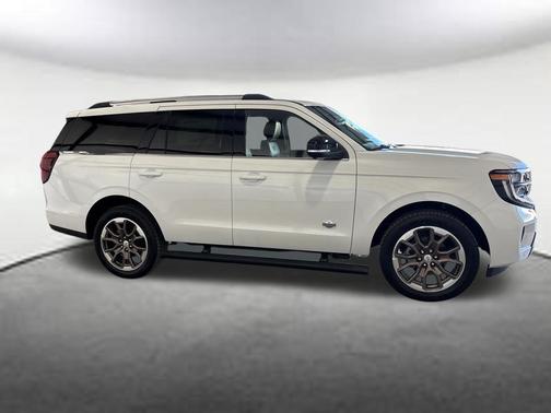 2026 Ford Expedition King Ranch