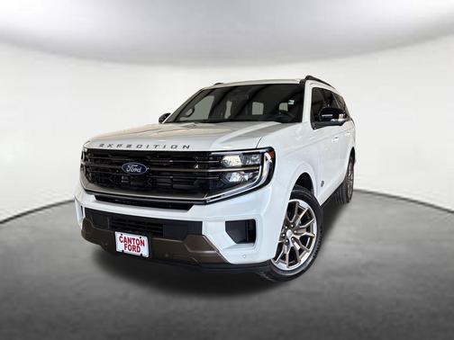 Star White Metallic Tri-Coat 2026 Ford Expedition King Ranch SUV