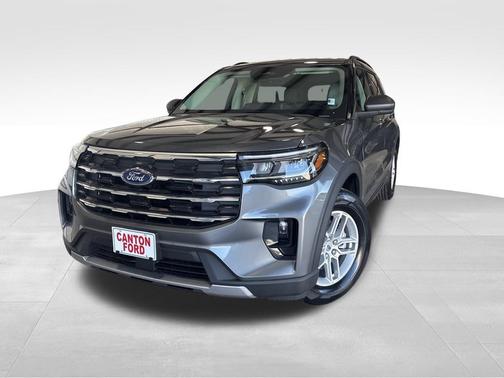 Carbonized Gray Metallic 2026 Ford Explorer Active