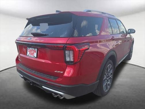2025 Ford Explorer Platinum
