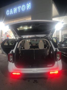 2020 Ford Explorer Base