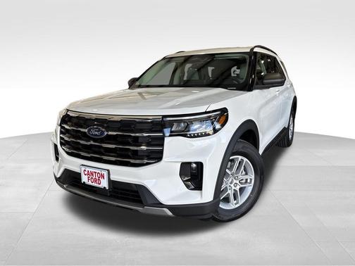 Star White Metallic Tri-Coat 2026 Ford Explorer Active