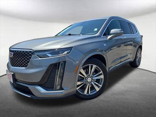 2022 Cadillac XT6 Premium Luxury FWD