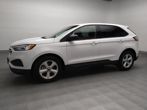 2020 Ford Edge SE