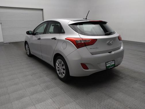 2017 Hyundai Elantra GT Base