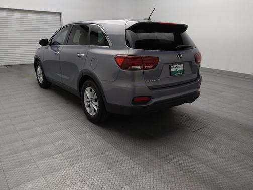 Everlasting Silver 2020 Kia Sorento LX