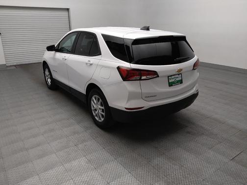 Summit White 2024 Chevrolet Equinox LS