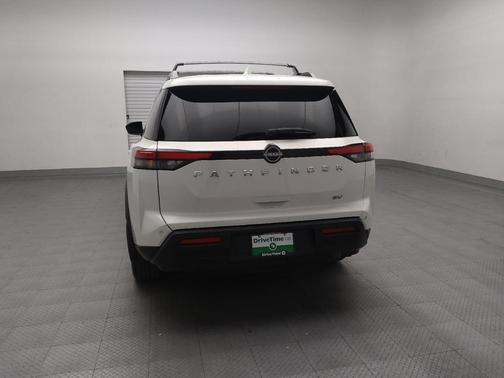 2022 Nissan Pathfinder SV 2WD