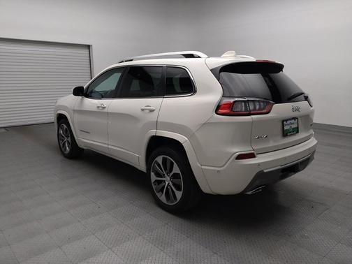2019 Jeep Cherokee Overland