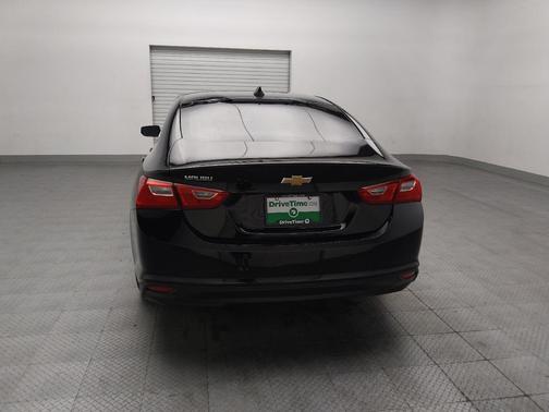 Mosaic Black Metallic 2022 Chevrolet Malibu 1LS