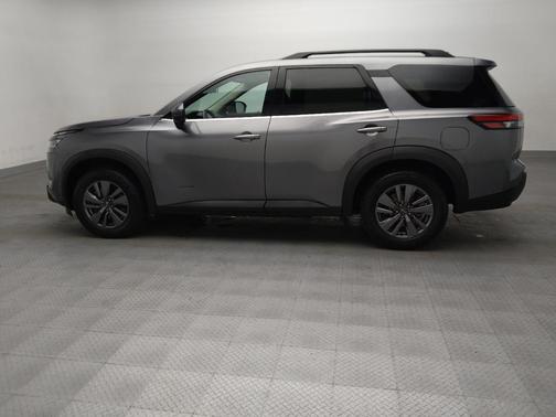 Gun Metallic 2022 Nissan Pathfinder SV 2WD