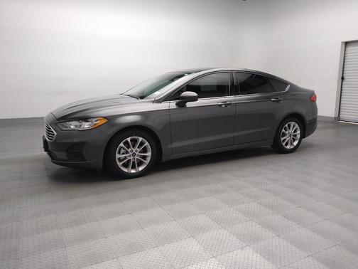 2020 Ford Fusion Hybrid SE