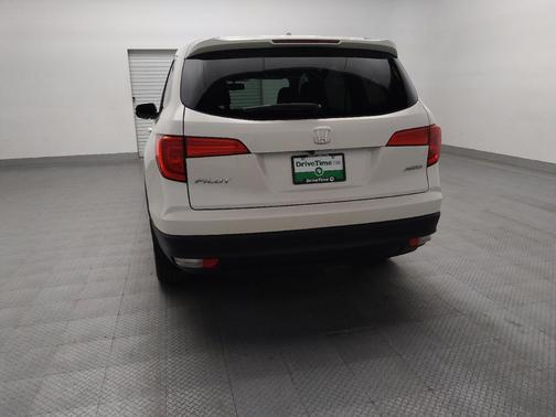 White Diamond Pearl 2017 Honda Pilot EX-L