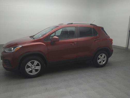 Crimson Metallic 2021 Chevrolet Trax LT