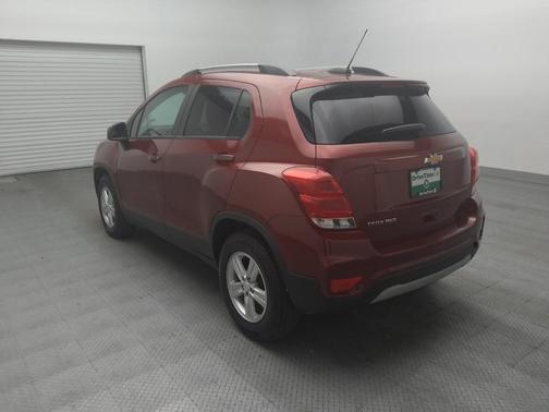Crimson Metallic 2021 Chevrolet Trax LT