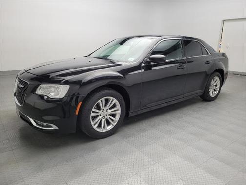 2017 Chrysler 300 Limited