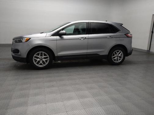 Iconic Silver Metallic 2023 Ford Edge SEL