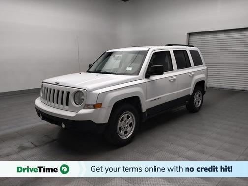 Bright White Clearcoat 2016 Jeep Patriot Sport
