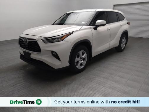Blizzard Pearl 2021 Toyota Highlander LE