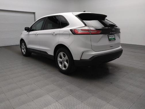2021 Ford Edge SE