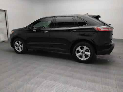2020 Ford Edge SE
