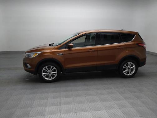 Canyon Ridge Metallic 2017 Ford Escape SE