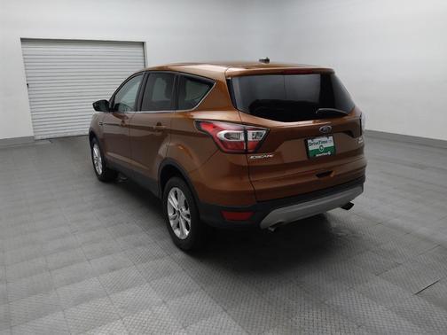 Canyon Ridge Metallic 2017 Ford Escape SE