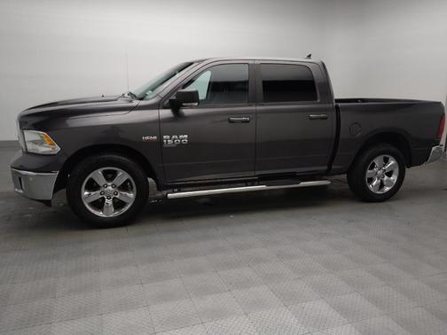Granite Crystal Metallic Clearcoat 2019 RAM 1500 Lone Star