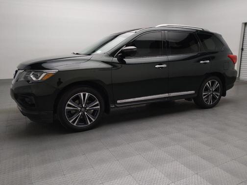 2019 Nissan Pathfinder Platinum