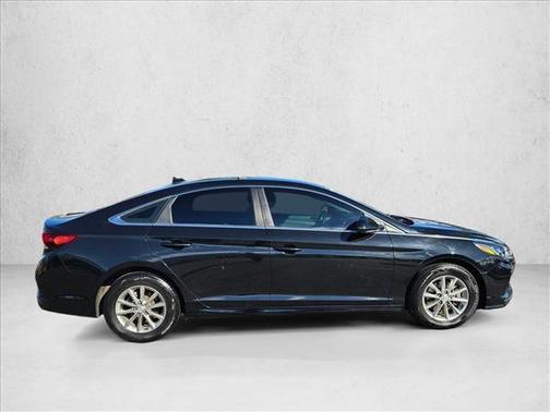 Phantom Black 2019 Hyundai SONATA SE