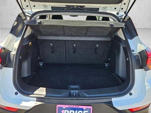 Summit White 2023 Buick Encore GX Select
