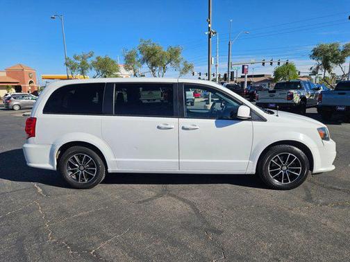 White Knuckle Clearcoat 2019 Dodge Grand Caravan GT