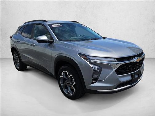 Sterling Gray Metallic 2024 Chevrolet Trax LT