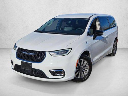Bright White Clearcoat 2024 Chrysler Pacifica Hybrid Select