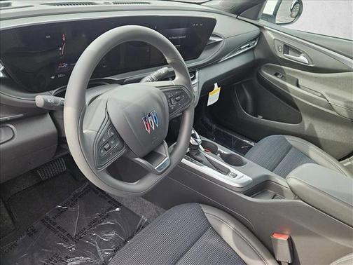 Summit White 2026 Buick Envista Preferred FWD