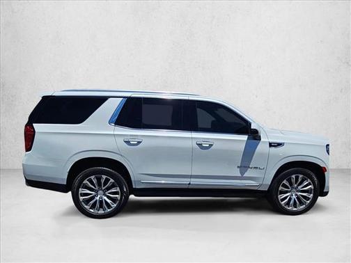 White Frost Tricoat 2021 GMC Yukon Denali
