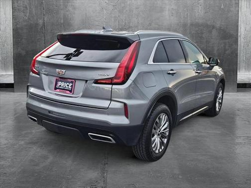 2024 Cadillac XT4 Premium Luxury