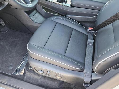 2025 Buick Enclave Preferred FWD