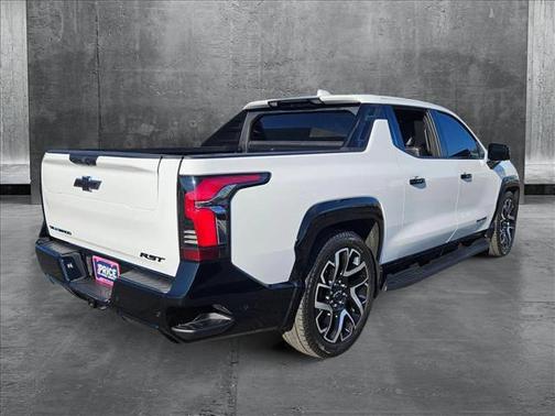 2024 Chevrolet Silverado EV RST