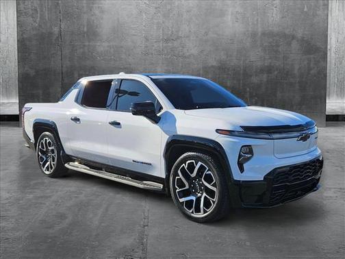 2024 Chevrolet Silverado EV RST