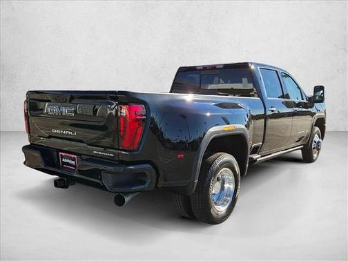 2026 GMC Sierra 3500 Denali