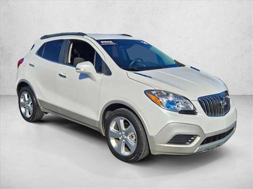 White Pearl Tricoat 2016 Buick Encore Base