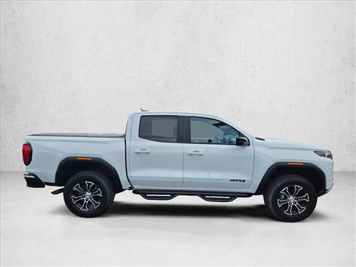 2023 GMC Canyon AT4