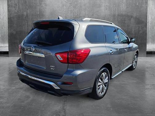 2019 Nissan Pathfinder SV