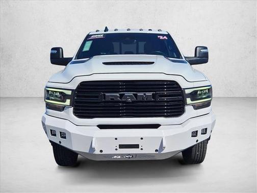Bright White Clearcoat 2024 RAM 3500 Laramie Crew Cab 4x4 8' Box