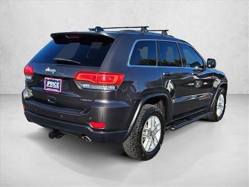 Granite Crystal Metallic Clearcoat 2017 Jeep Grand Cherokee Laredo