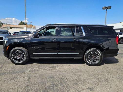 2025 GMC Yukon XL 4WD Elevation