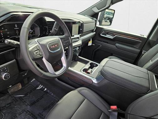 2025 GMC Sierra 2500 SLT
